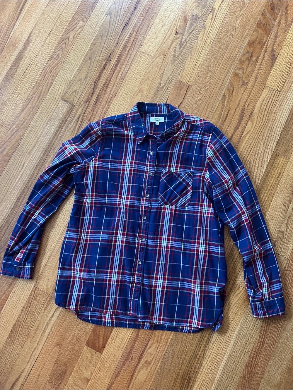 True Craft Women's Navy and Red Plaid Button-Down Shirt